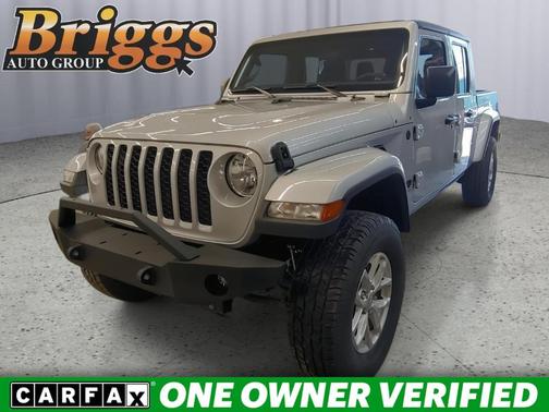 2023 Jeep Gladiator Sport