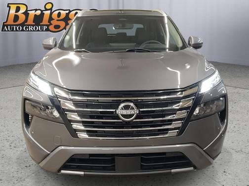 Gun Metallic 2024 Nissan Rogue SL