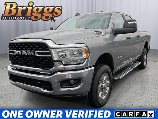 Billet Silver Metallic Clearcoat 2024 RAM 2500 Big Horn