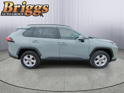 2021 Toyota RAV4 Hybrid XLE