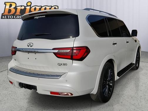 2022 INFINITI QX80 SENSORY