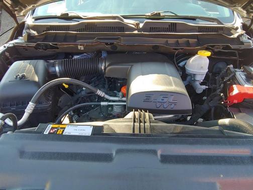 2021 RAM 1500 Classic SLT