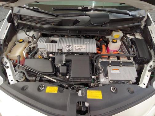 2012 Toyota Prius v Two