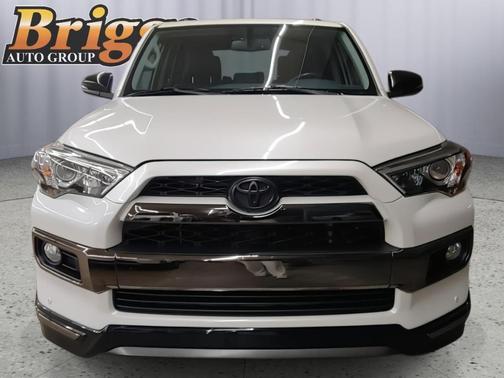 Blizzard Pearl 2019 Toyota 4Runner Limited Nightshade