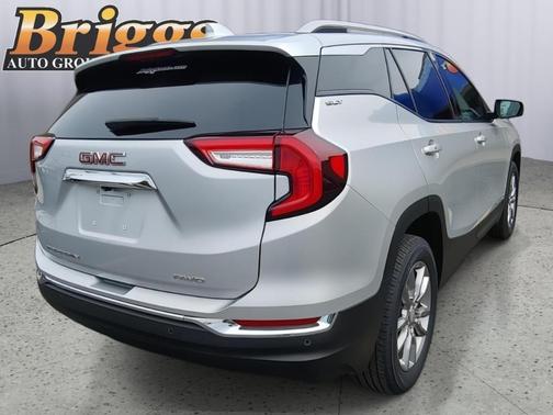 2022 GMC Terrain SLT