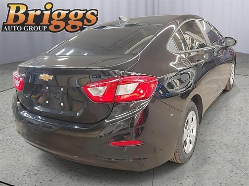 2018 Chevrolet Cruze LS