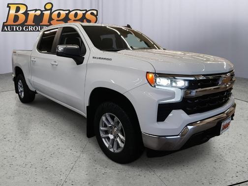 Summit White 2022 Chevrolet Silverado 1500 LT