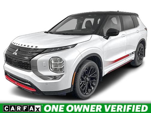 White Diamond / Black 2024 Mitsubishi Outlander SE