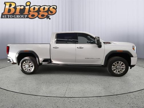 2023 GMC Sierra 2500 Denali