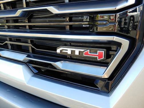 2026 GMC Sierra 2500 AT4