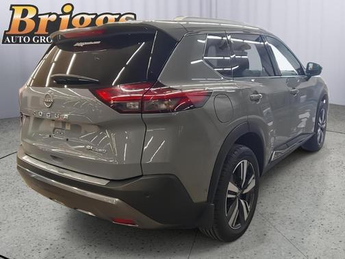 Boulder Gray Pearl 2023 Nissan Rogue SL
