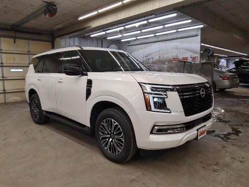 2025 Nissan Armada SL