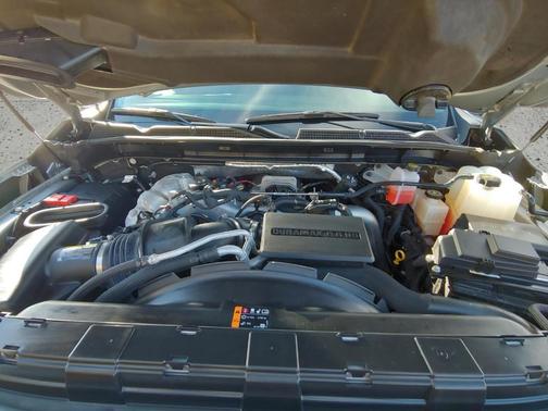 2025 GMC Sierra 2500 SLT