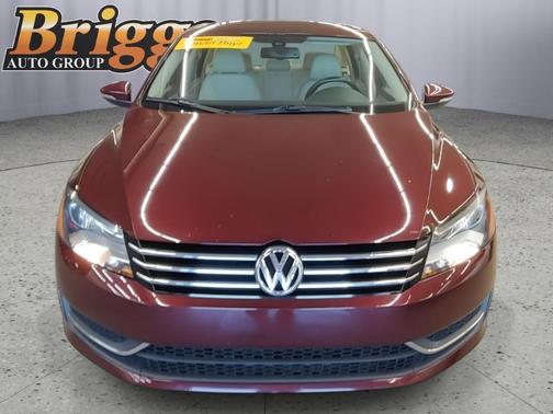 Opera Red Metallic 2012 Volkswagen Passat 2.5 SE