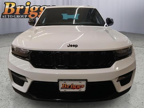 2024 Jeep Grand Cherokee Laredo