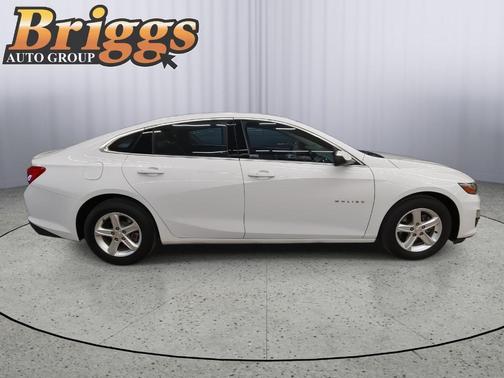 2022 Chevrolet Malibu 1LS