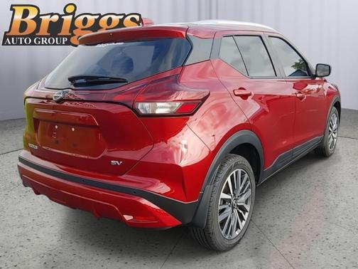 Scarlet Ember 2024 Nissan Kicks SV