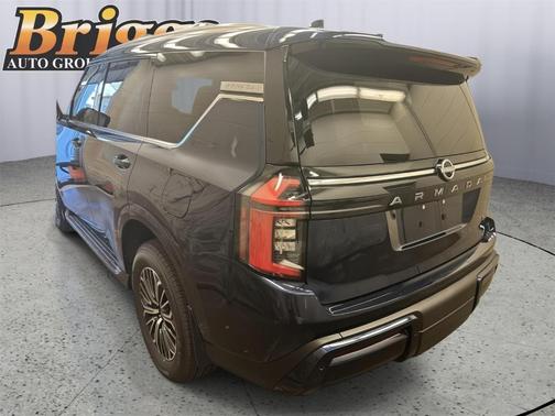 2025 Nissan Armada SL