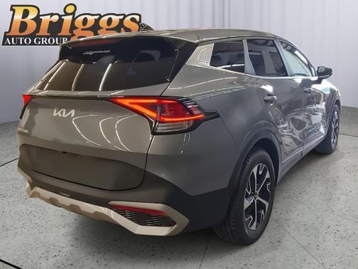 Everlasting Silver 2023 Kia Sportage EX