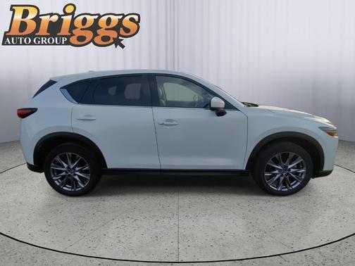 2021 Mazda CX-5 Signature