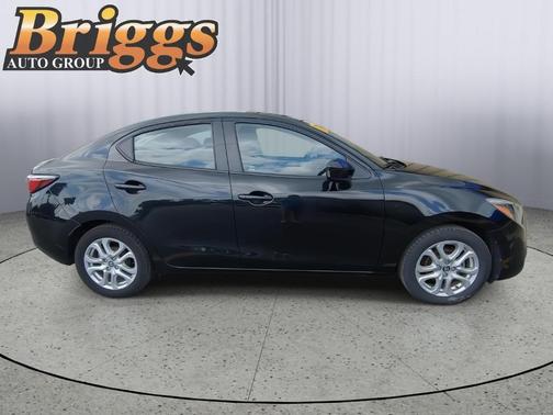 2018 Toyota Yaris iA Base