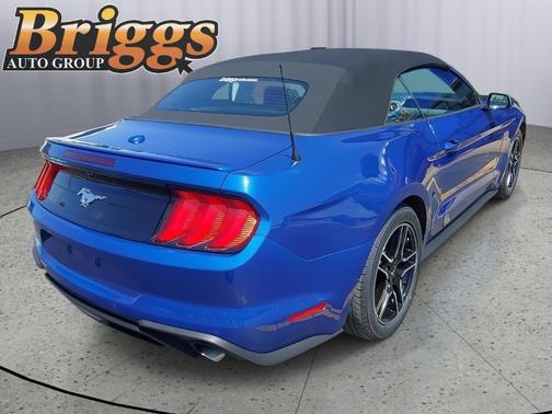 2022 Ford Mustang EcoBoost Premium