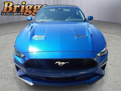 2022 Ford Mustang EcoBoost Premium
