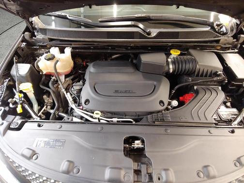 2021 Chrysler Voyager L