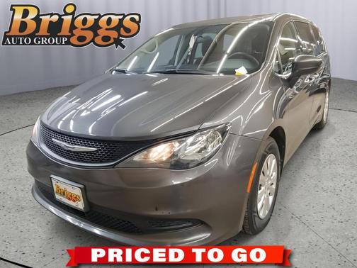 2021 Chrysler Voyager L
