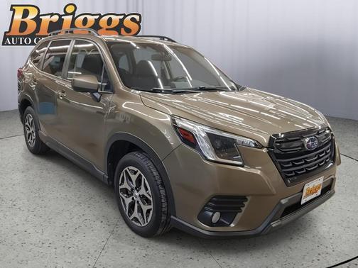 Autumn Green Metallic 2023 Subaru Forester Premium