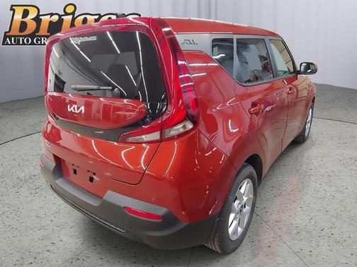 2022 Kia Soul LX