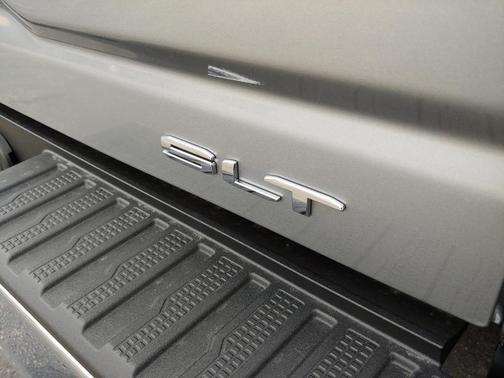 2026 GMC Sierra 3500 SLT