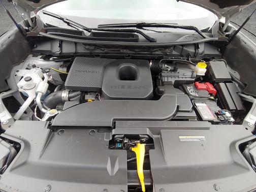 Champagne Silver 2026 Nissan Murano Platinum