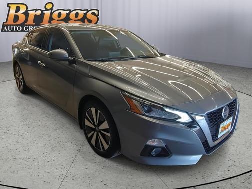 2022 Nissan Altima 2.5 SL