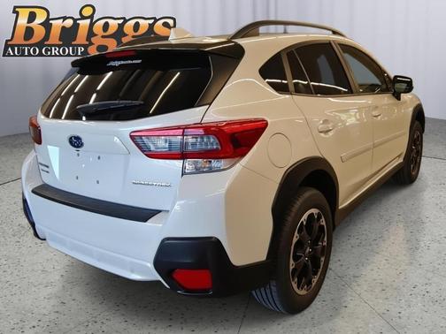 Crystal White Pearl 2022 Subaru Crosstrek Premium