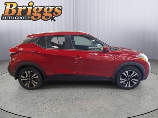 2019 Nissan Kicks SV