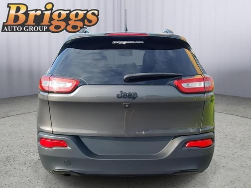 Granite Crystal Clearcoat Metallic 2018 Jeep Cherokee Latitude