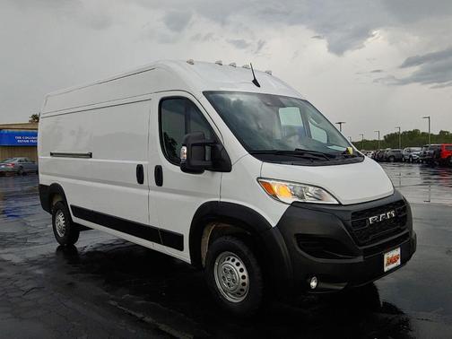 Bright White Clearcoat 2024 RAM ProMaster 2500 High Roof