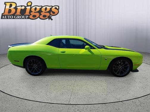 Sublime Clearcoat Metallic 2023 Dodge Challenger R/T Scat Pack