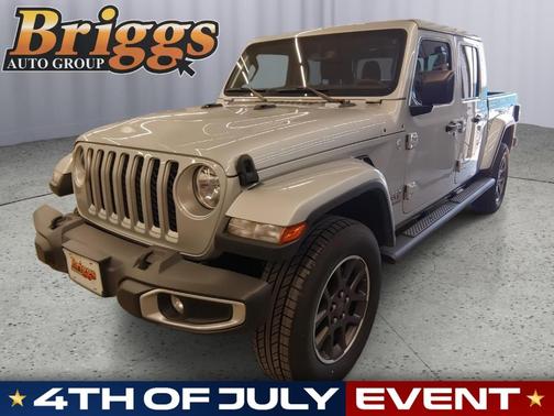 2023 Jeep Gladiator Overland
