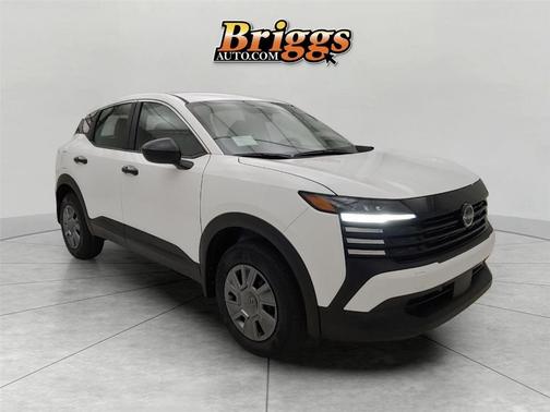 2025 Nissan Kicks S