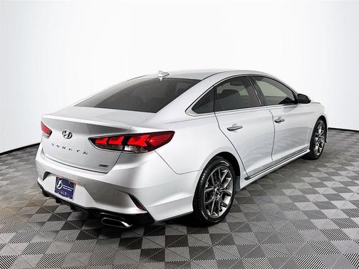 2018 Hyundai SONATA Limited 2.0T