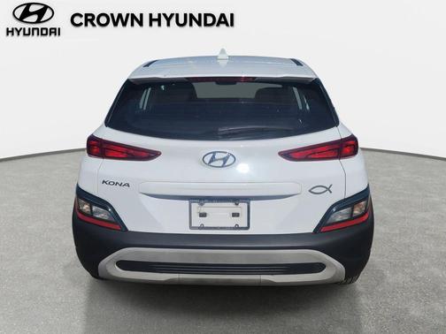 2022 Hyundai KONA SE