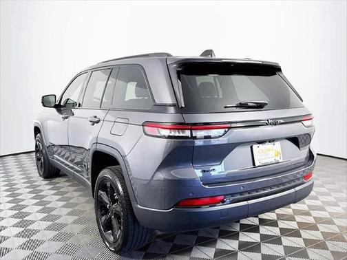 2024 Jeep Grand Cherokee Altitude