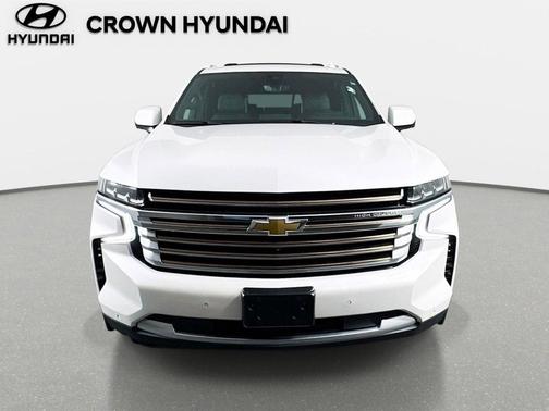 Iridescent Pearl Tricoat 2021 Chevrolet Suburban 4WD High Country