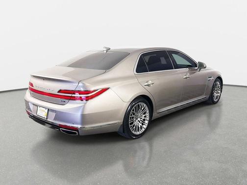 Gold Coast Silver 2022 Genesis G90 5.0 Ultimate