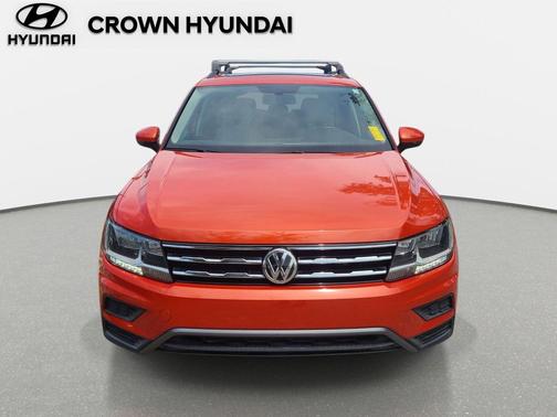 Orange Metallic 2019 Volkswagen Tiguan 2.0T SE