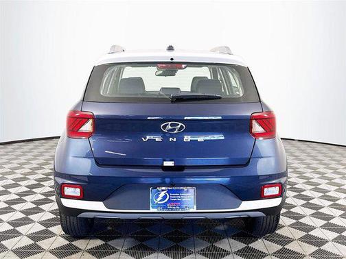 2025 Hyundai VENUE Limited