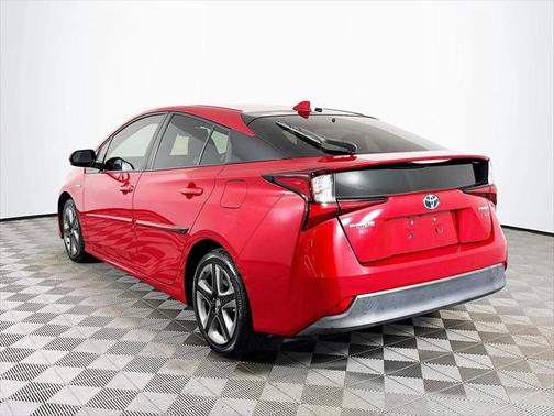 2019 Toyota Prius XLE
