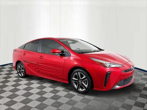 2019 Toyota Prius XLE